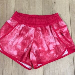 Lululemon Tracker Shorts IV , 4in. Pink and White